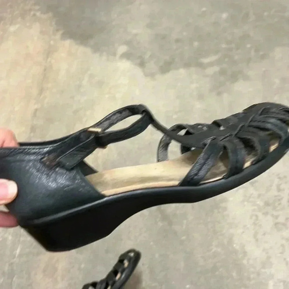 Easy spirit t strap mary jane sandals - Picture 6 of 6